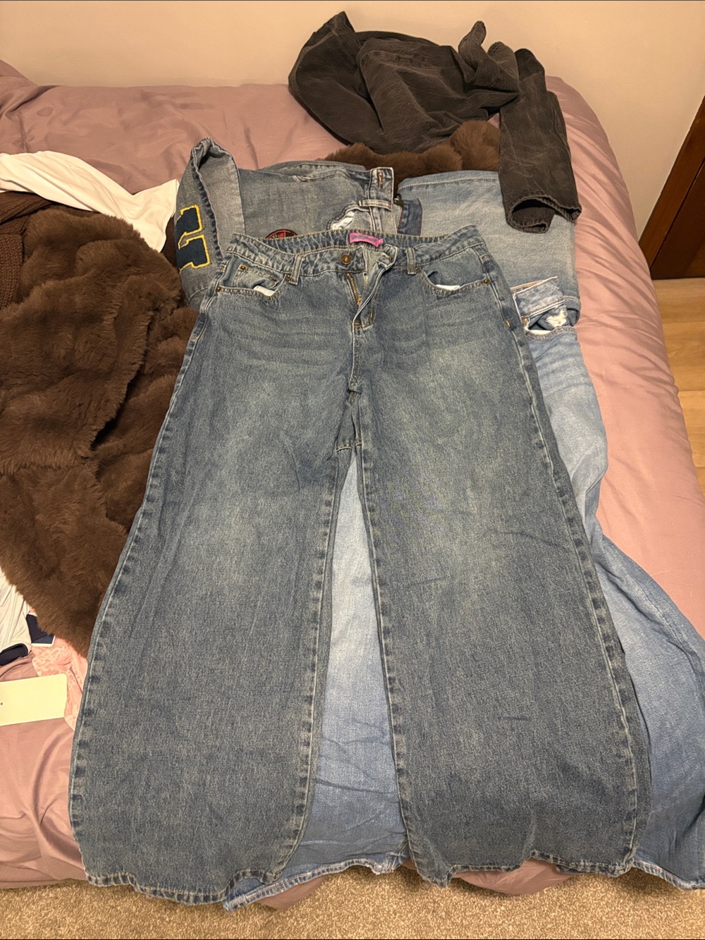 Edikted Heart Bum Wide Leg Low Rise Jeans